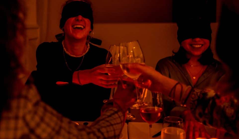Dining in the dark : Venez tester vos papilles lors d’un dîner à l’aveugle à Genève